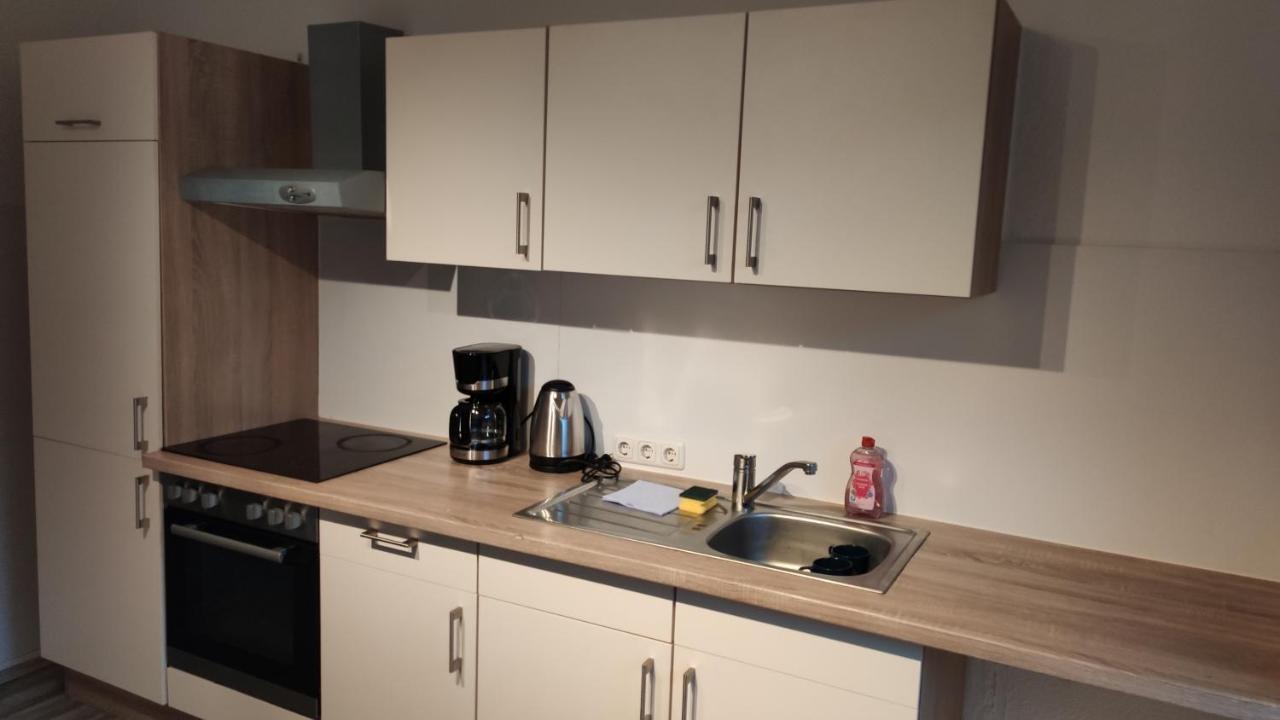 Schoene Zentrale Zimmer In Wilhelmshaven Apartment Exterior photo